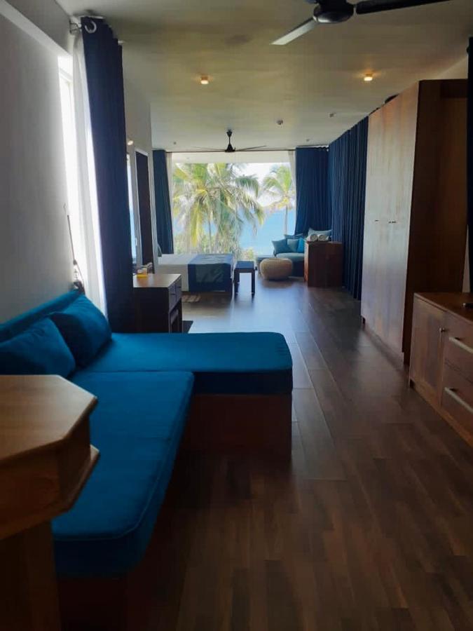 The Lighthouse Negombo Hotel ภายนอก รูปภาพ