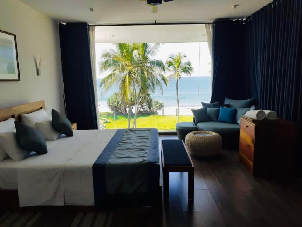 The Lighthouse Negombo Hotel ภายนอก รูปภาพ