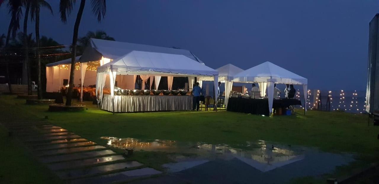 The Lighthouse Negombo Hotel ภายนอก รูปภาพ