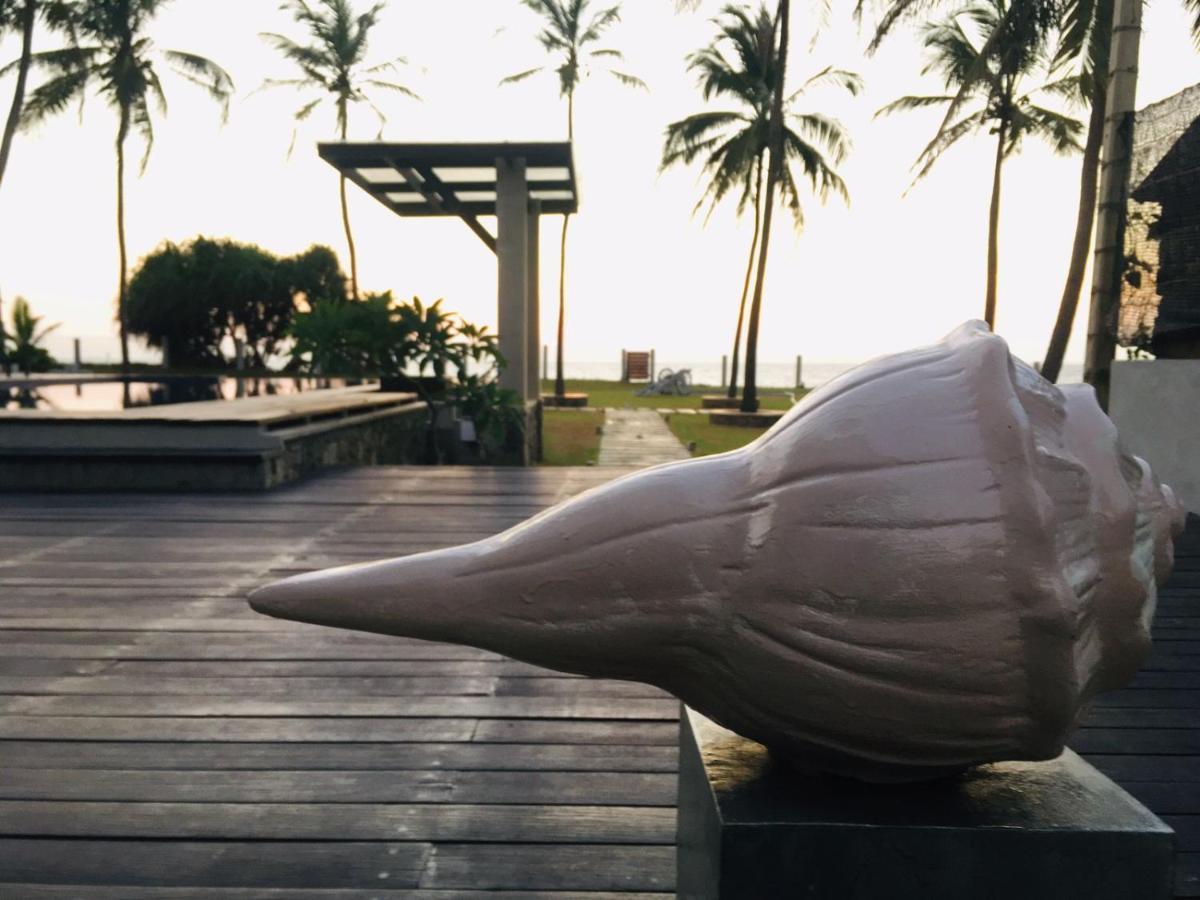 The Lighthouse Negombo Hotel ภายนอก รูปภาพ