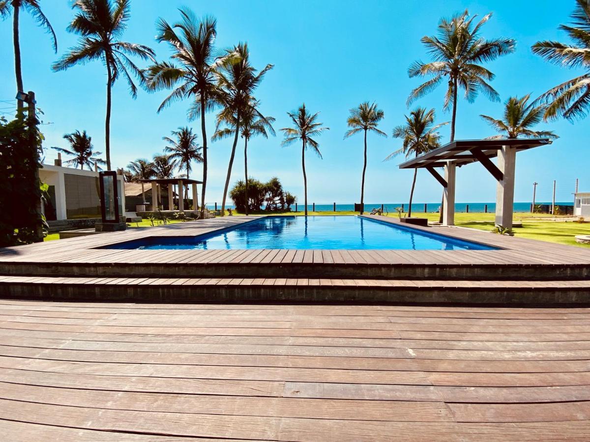 The Lighthouse Negombo Hotel ภายนอก รูปภาพ